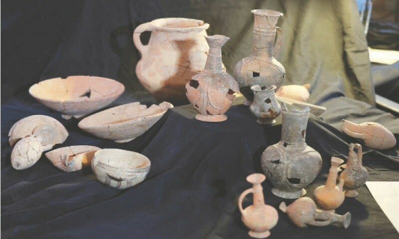 Israeli researchers find opium residue in 3,500-year-old pottery - Newspaper - Vimarsana News