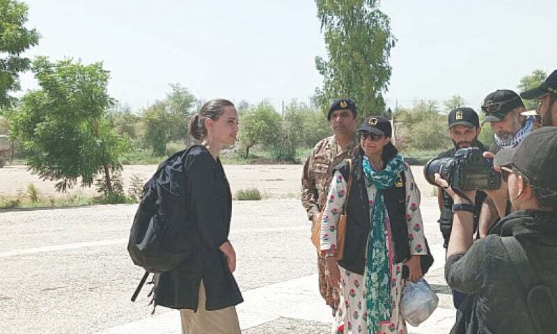 Angelina Jolie, Mufti Menk draw global attention to flood devastation - Newspaper - Vimarsana News
