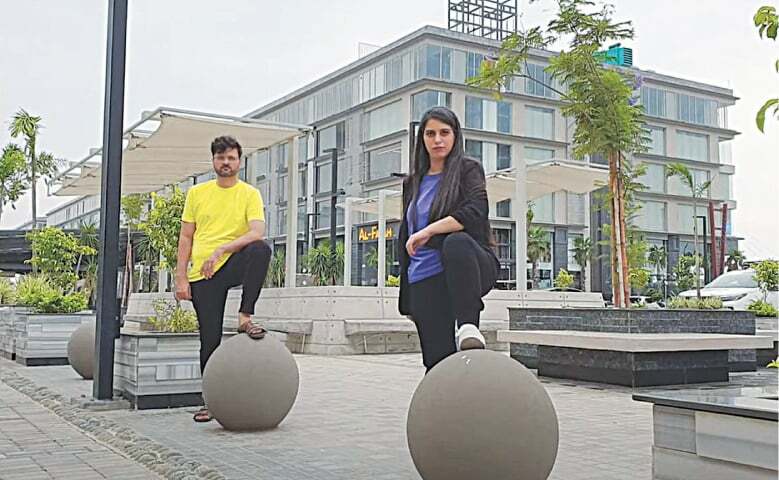 SOUNDCHECK: BURDENS OF LOVE - Newspaper - Vimarsana News