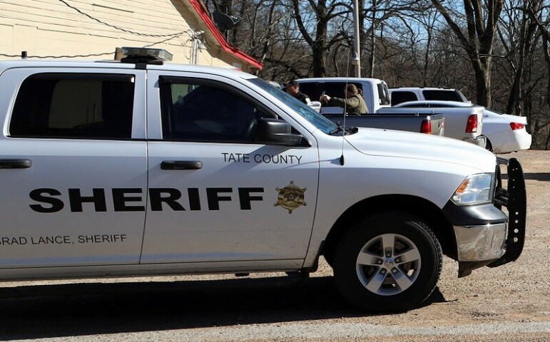 Six dead in Mississippi shooting rampage, suspect detained - World ...