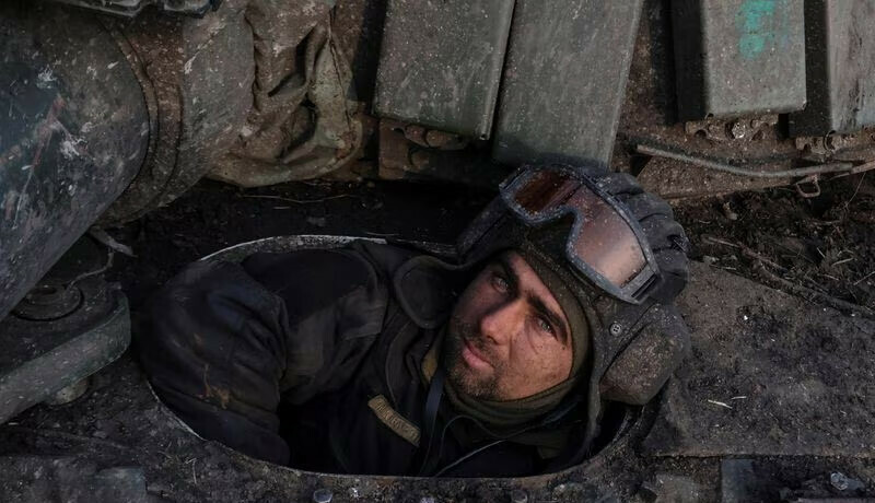 بخموت میں لڑائی: روس، یوکرین کا ایک دوسرے کے سیکڑوں فوجی ہلاک کرنے کا دعویٰ