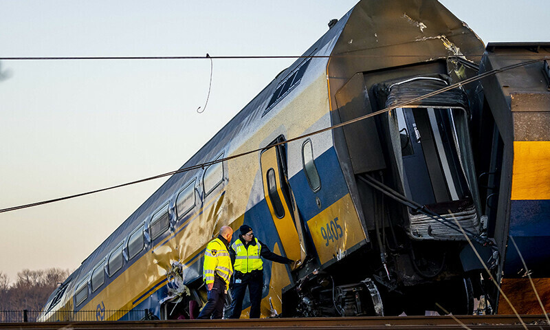 One killed in train accident near The Hague, 30 injured