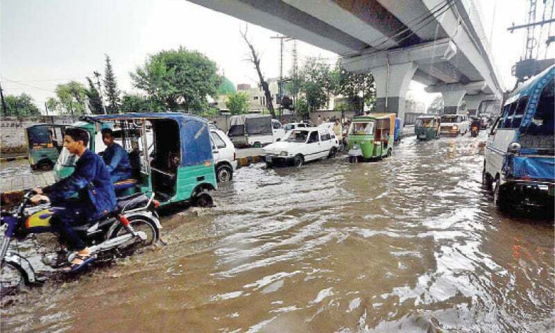 Crops damaged, roads flooded as rain, hailstorms hit Khyber Pakhtunkhwa - Newspaper - Vimarsana News