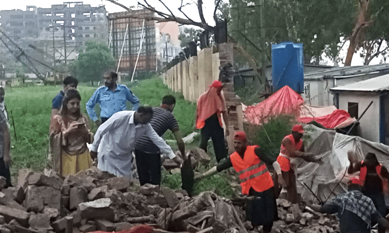 11 killed, 6 injured in wall collapse during heavy rains in Islamabad