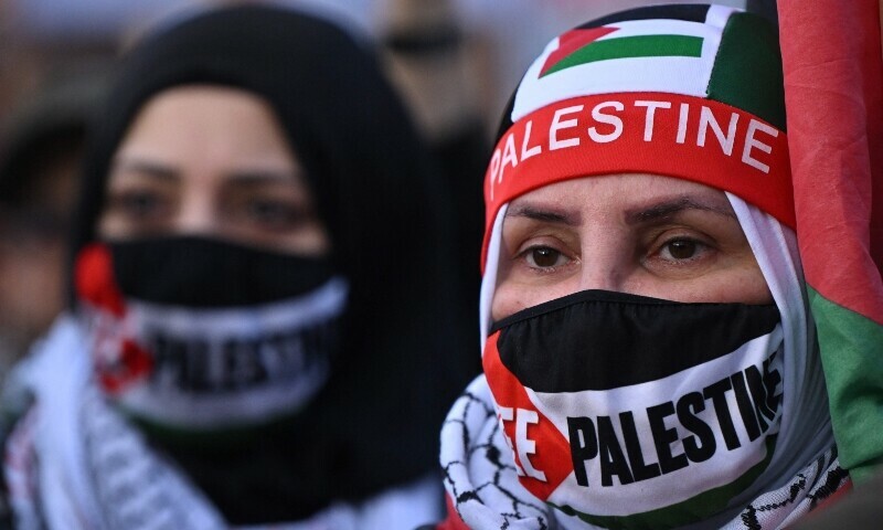 Protesters gather at the &lsquo;London Rally For Palestine&rsquo; in Trafalgar Square, central London on November 4, 2023, calling for a ceasefire. &mdash; AFP