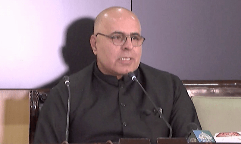 Bureaucracy creating hurdles for caretaker govt: Achakzai