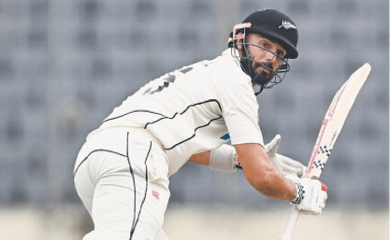 Phillips helps New Zealand fightback in Bangladesh Test