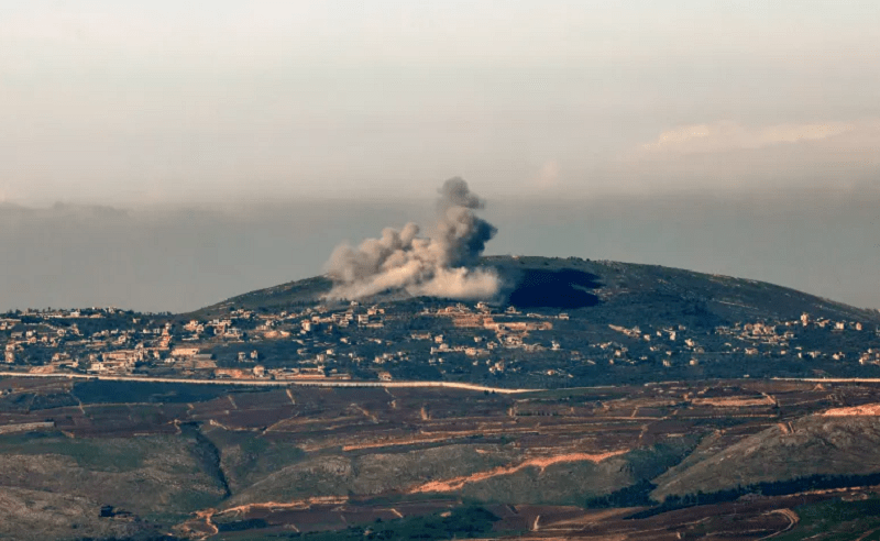 Smoke billows above the Lebanese village of Odaisseh during Israeli bombardment. —Reuters/File