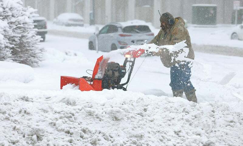 Massive winter storm knocks out power in nine US states - World - DAWN.COM
