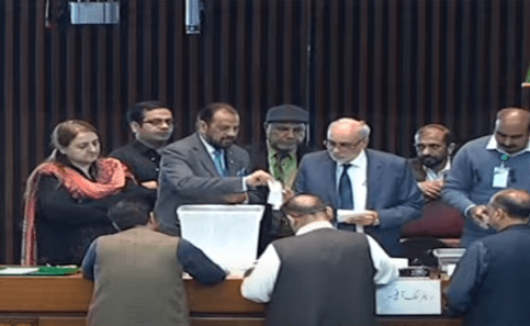  Votes are being counted in the Parliament. &mdash; YouTube/PTVParliament 