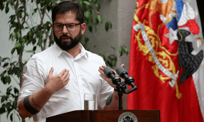  Chile&rsquo;s President Gabriel Boric attends a news conference with foreign correspondents at La Moneda Palace in Santiago, Chile on March 14, 2022. &mdash; Reuters/File 