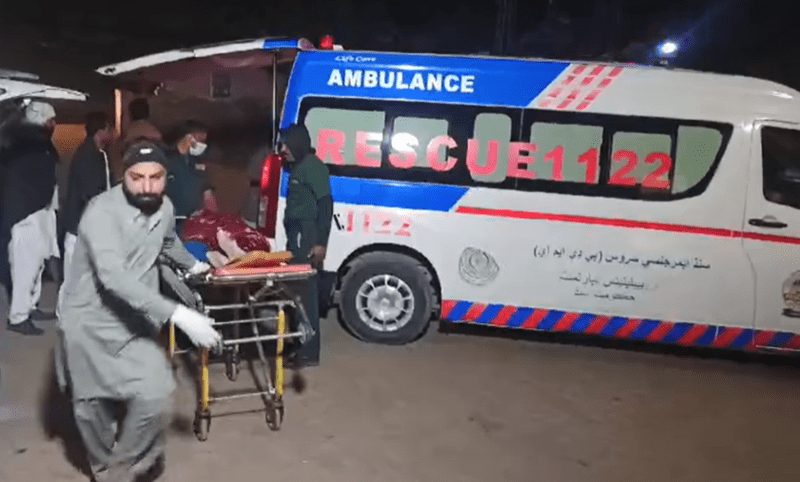 8 dead, 13 injured in trawler, van collision near Sindh’s Moro