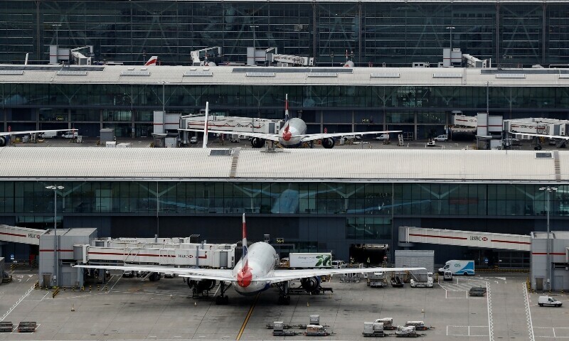 Huge fire closes UK’s Heathrow Airport, global flight schedules disrupted