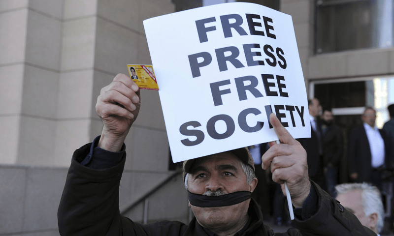‘Alarming deterioration’ of US press freedom under Trump, says RSF
