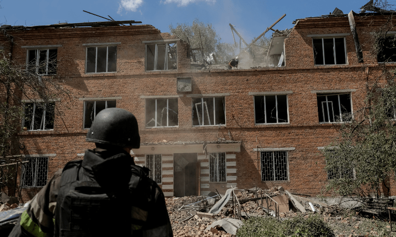 Pakistan urges ceasefire, de-escalation in Russia-Ukraine war