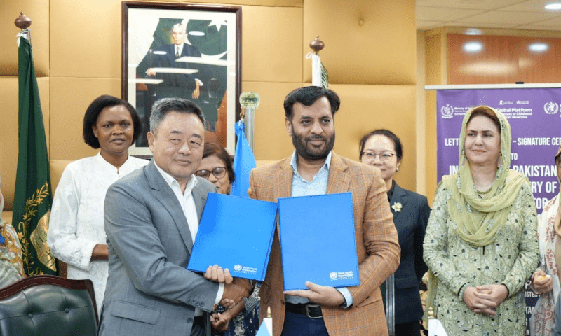 Pakistan signs agreement with WHO to access free cancer medicines for 8000 children annually