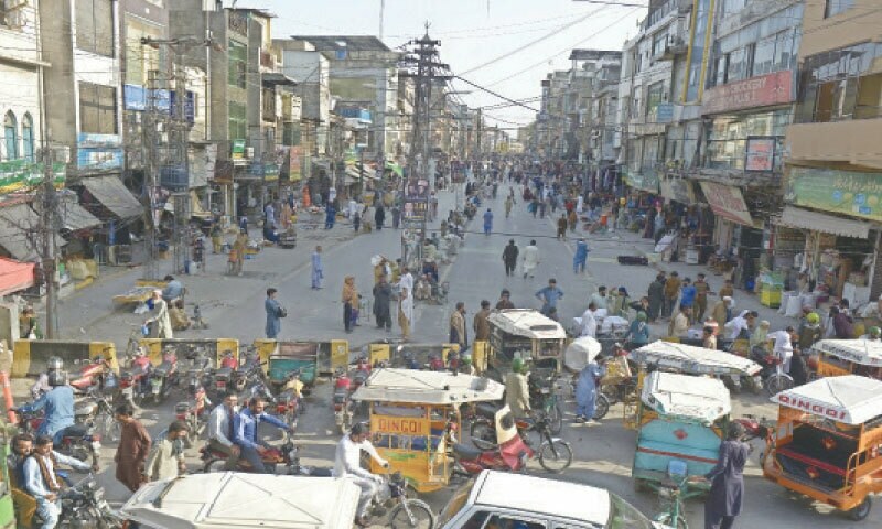 Rawalpindi's Raja Bazaar traders threaten sit-in with families after Aug 14