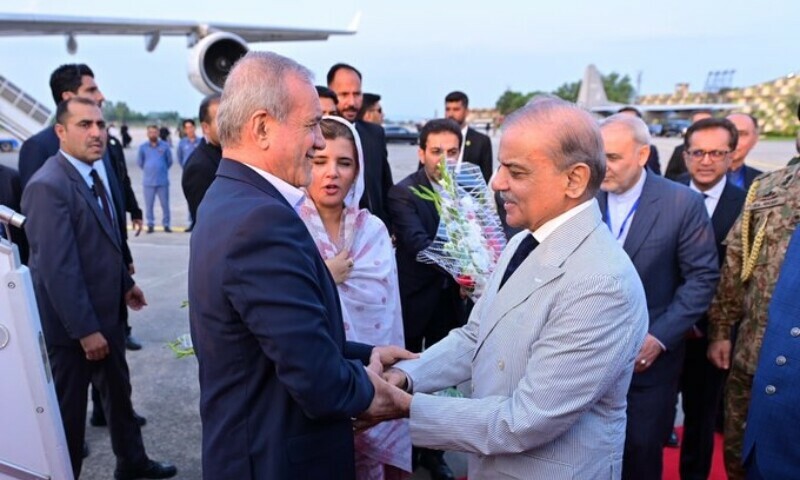 Iran president lands in Islamabad for 2-day visit, eyeing to boost trade  ties - Pakistan - DAWN.COM