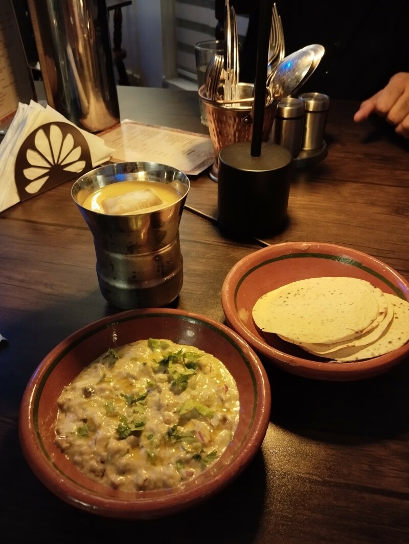 This artist is reviving family heirloom recipes to bring Hyderabadi cuisine to Lahore