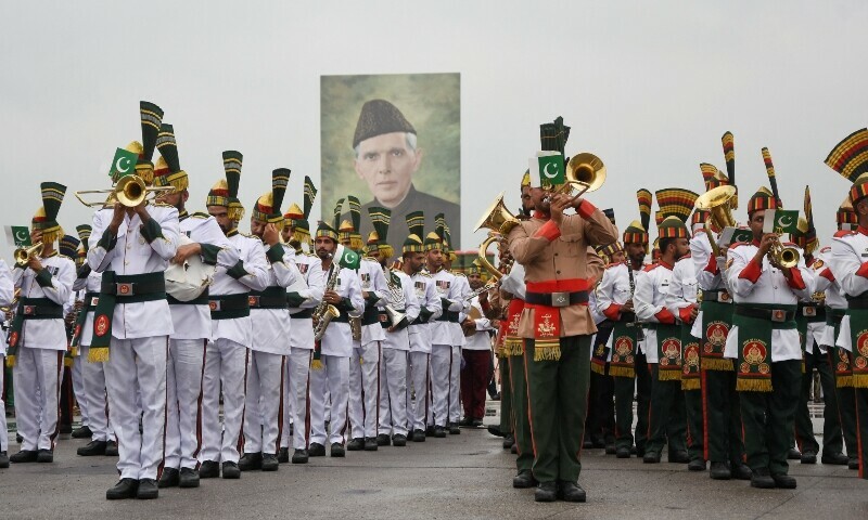 Members of the Azad Kashmir Regiment band perform during Pakistan&rsquo;s Independence Day celebrations in Islamabad on Thursday. &mdash; Reuters