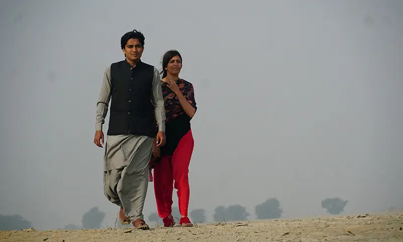   انصار مہر اور ثمینہ سحر کا فلم میں ایک منظر  