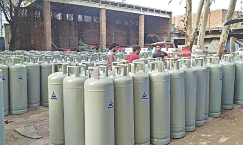 Ogra notifies 0.54pc decrease in LPG price