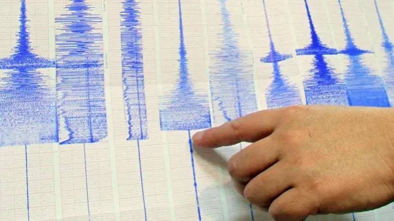 At leats 9 dead, more casualties feared as 6.0-magnitude earthquake hits Afghanistan