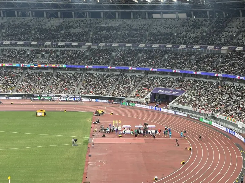 Athletes of the Men&rsquo;s Javelin Throw Qualifier B warm up ahead of the event. &mdash; Photo by Anushe Engineer at the Japan National Stadium, Tokyo
