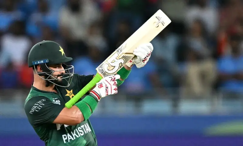 Pak vs India: Pakistan raise 100 runs; Sahibzada in command