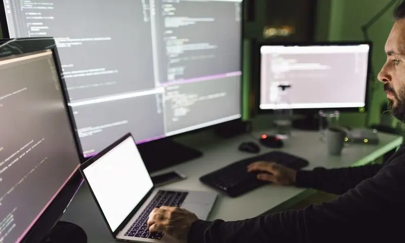   اپنے پروپیگنڈا کی تشہیر کے لیے دہشتگرد اے آئی کا استعمال بھی کررہے ہیں  