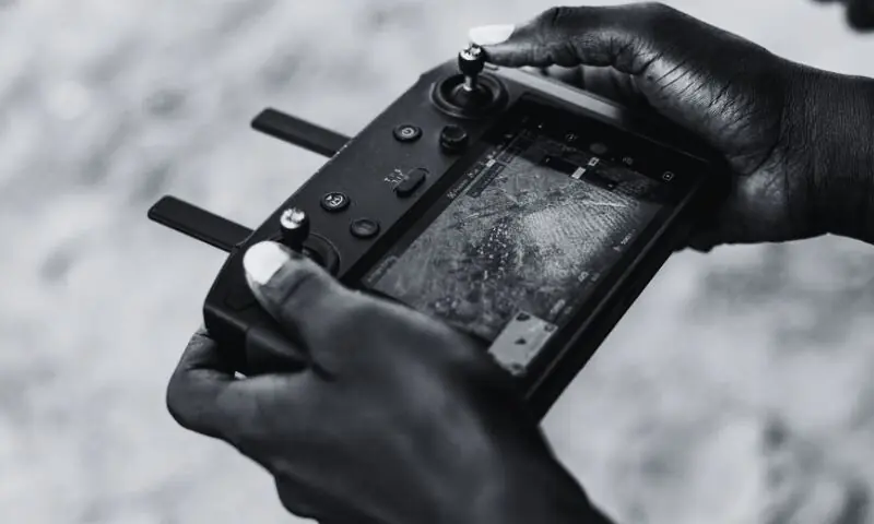   دہشتگردوں میں ڈرون ٹیکنالوجی کا استعمال بھی عام ہوچکا ہے—تصویر: فیس بک  