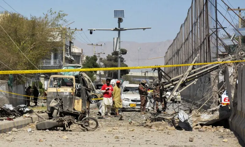 10 dead, 32 injured in bomb blast near Quetta’s FC headquarters: officials