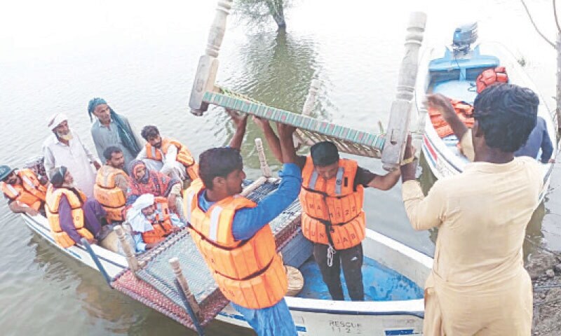 Multan city at risk as floodwaters enter its tehsil