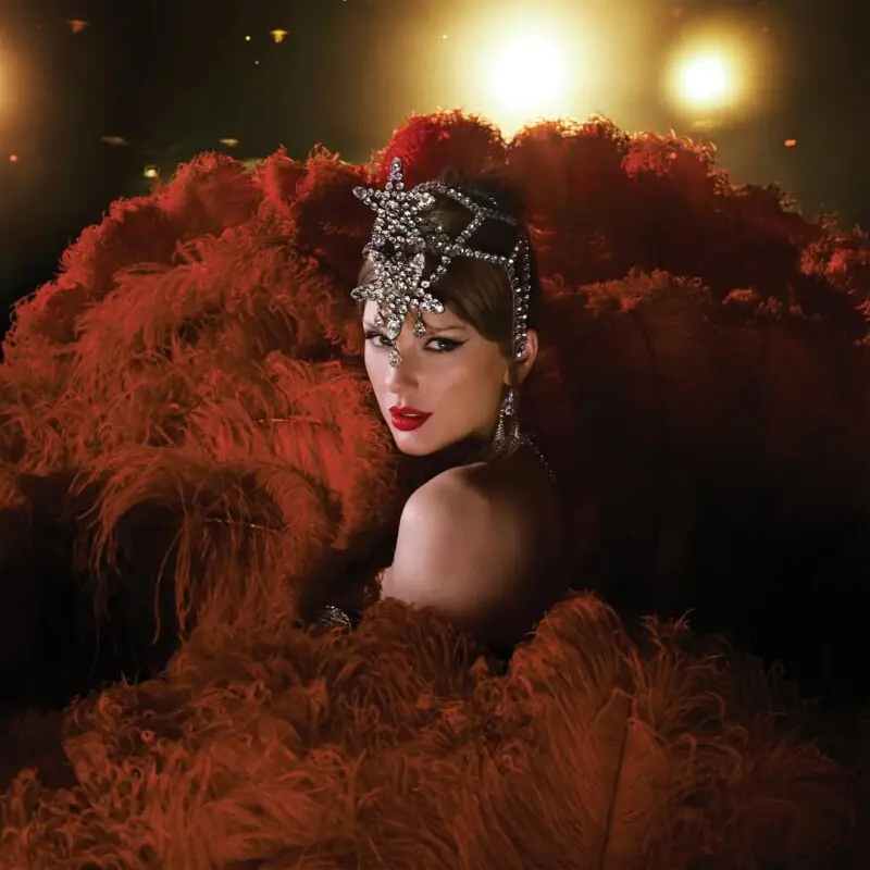 Showgirl conquers show business &mdash; Taylor Swift releases her 12th album on Friday