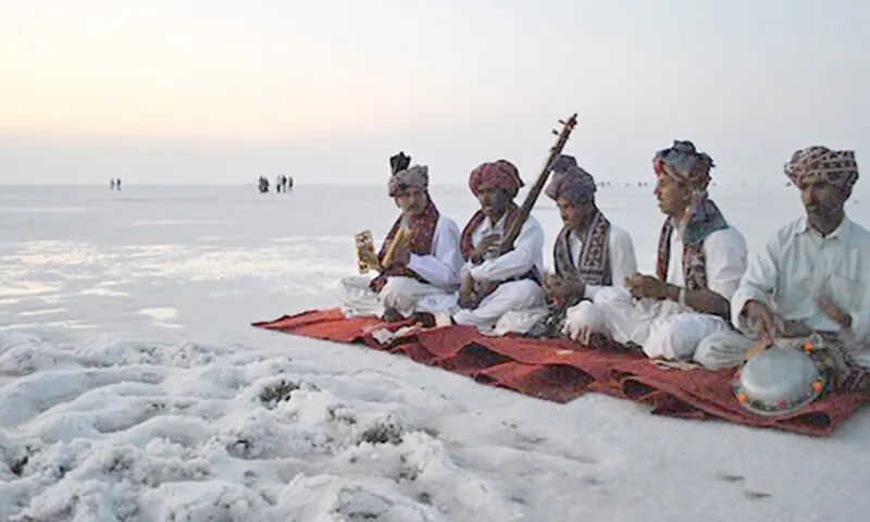    کچھ جو رن—تصویر: وکی پیڈیا   