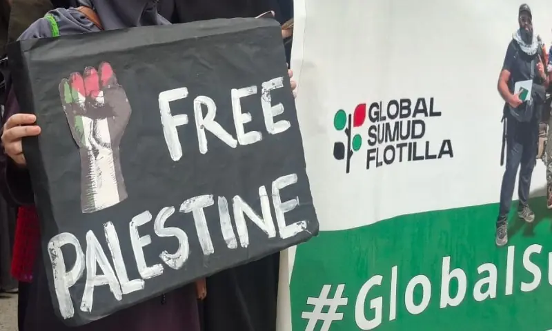 Karachi civil society protests detention of Pakistani activists onboard Gaza flotilla, demands release