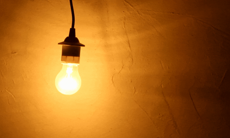 ایسے علاقوں میں قومی گرڈ سے بجلی نہیں پہنچتی جس سے یہاں سولر سسٹم کارآمد ثابت ہوتا ہے