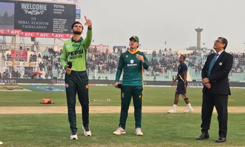 Shaheen-led Pakistan win toss, opt to field in first ODI against South Africa