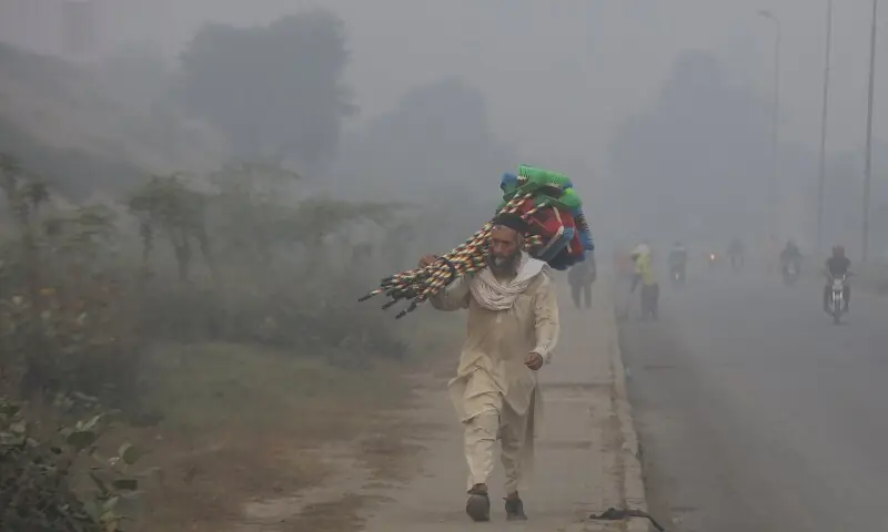 Smog returns to Lahore after a week-long respite