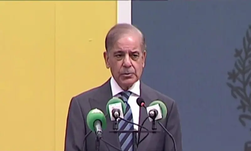 PM inaugurates upgraded Shalimar Express and facilities at Karachi’s Cantt Station