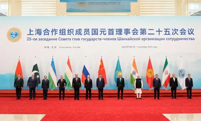 Scholar says US unilateralism opens doors for new economic order