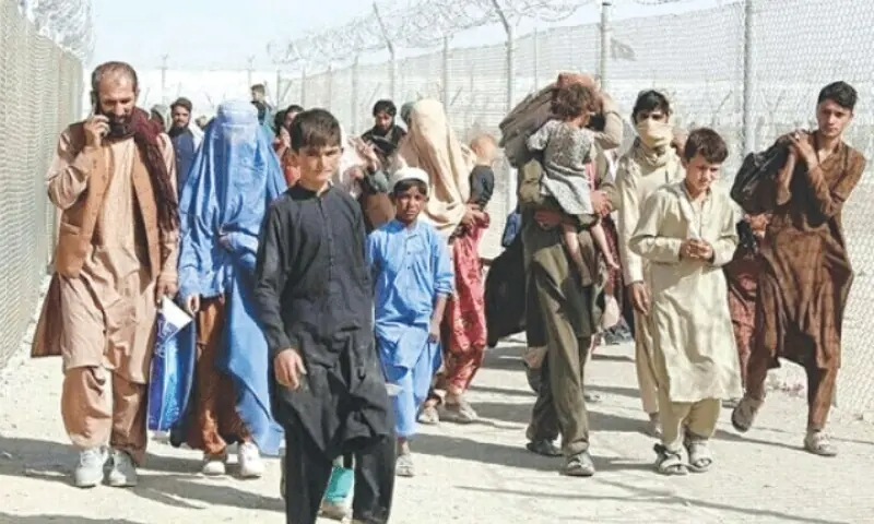 Afghan refugees in Pakistan urge US to resume resettlement programme
