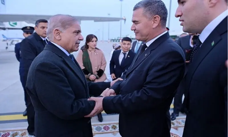 PM meets Turkmen president, vows to strengthen bilateral ties