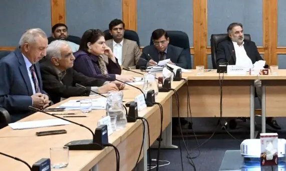 Senate panel okays Railways bill