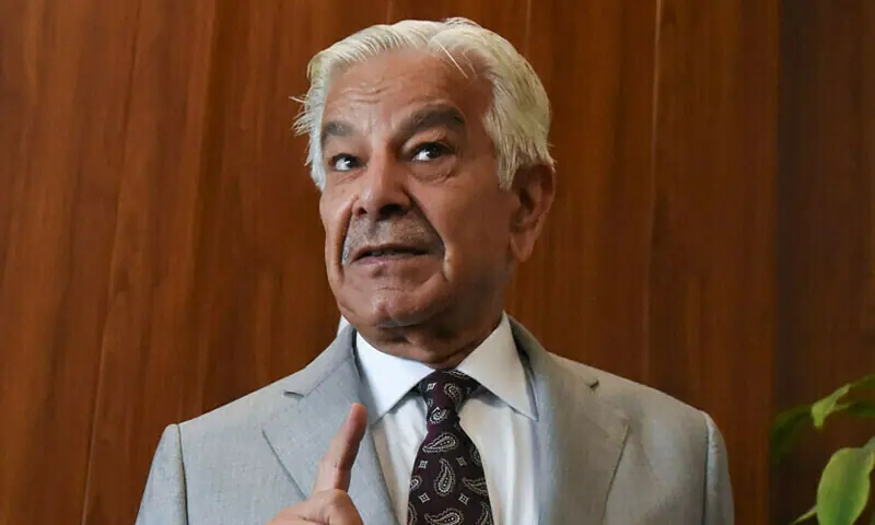 عمران خان اور فیض کے عناصر اب بھی اندر موجود ہیں، خواجہ آصف