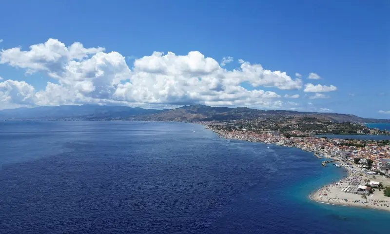 Italy offers over 10,000 jobs to Pakistani workers