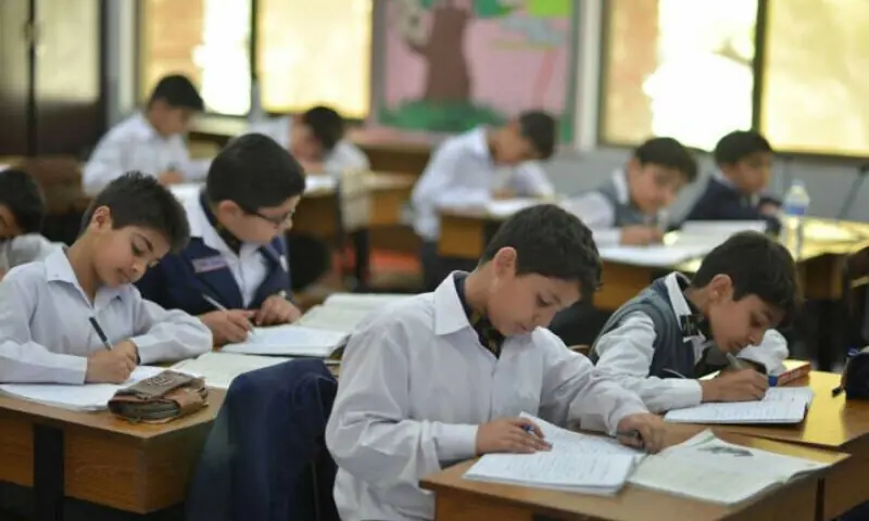 سردی کی شدت میں اضافہ، سندھ میں اسکولوں کے اوقات کار تبدیل