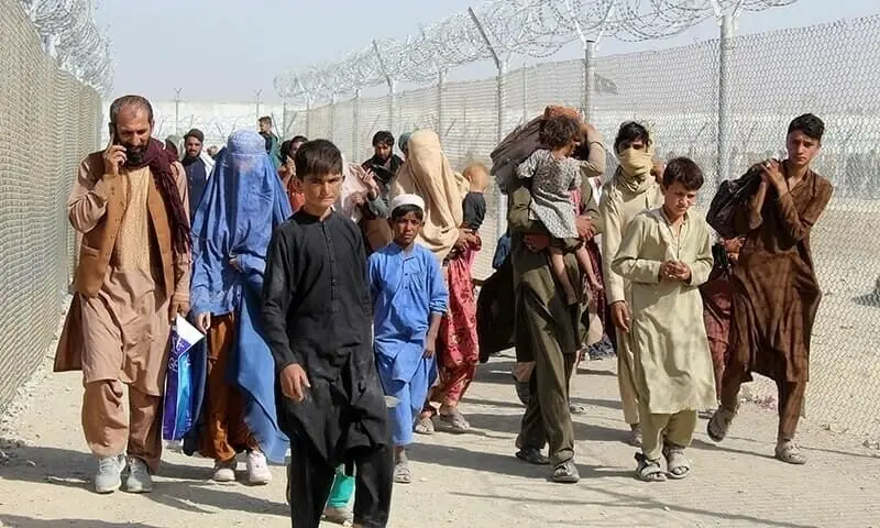 28 stranded Pakistani students return from Afghanistan