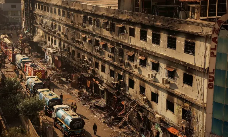 Rescue services continue search operation at Karachi’s Gul Plaza; 27 bodies recovered so far
