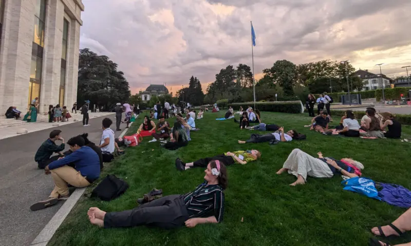On a sweltering summer night, exhausted delegates gathered on a manicured lawn at the UN headquarters in Geneva &mdash; Emma Bryce via Dialogue Earth